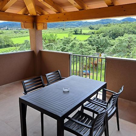 Posestvo Rouna - Winery And Apartments Випава Экстерьер фото