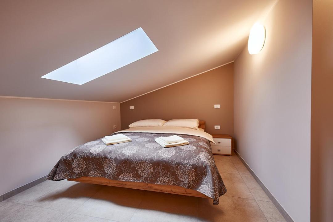 Posestvo Rouna - Winery And Apartments Випава Экстерьер фото