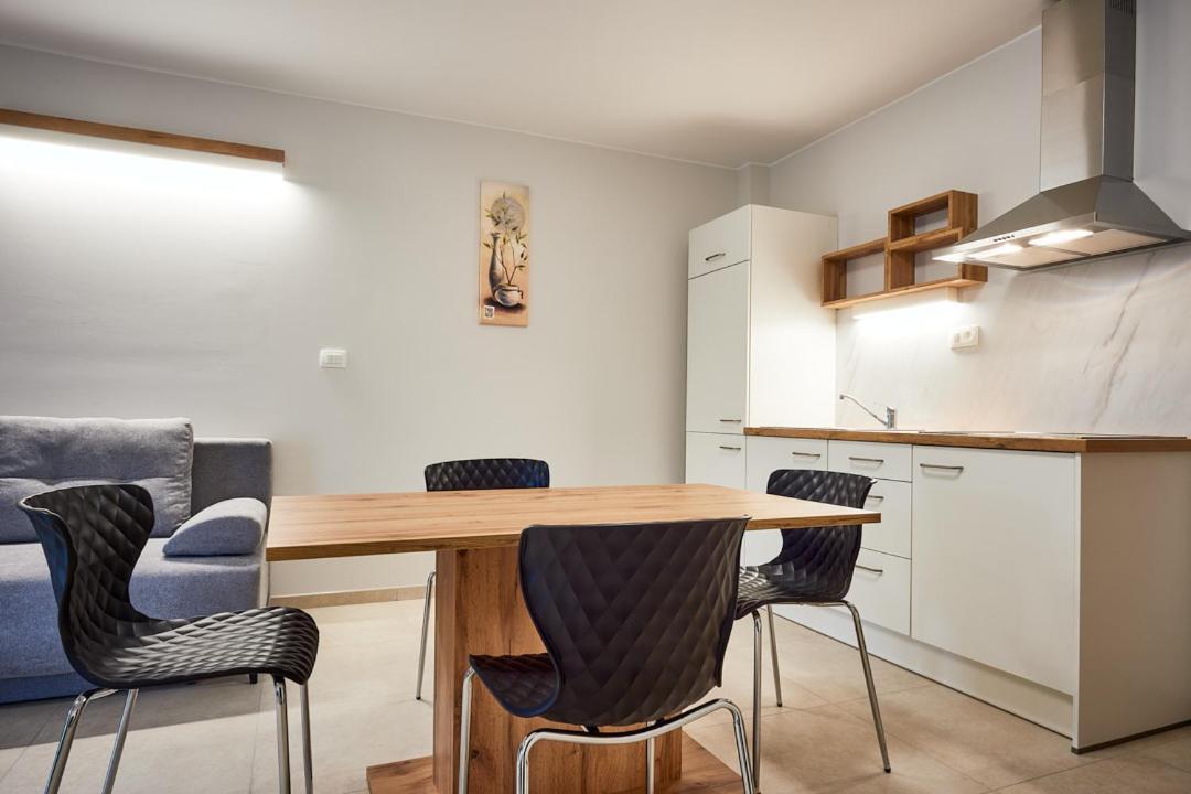 Posestvo Rouna - Winery And Apartments Випава Экстерьер фото